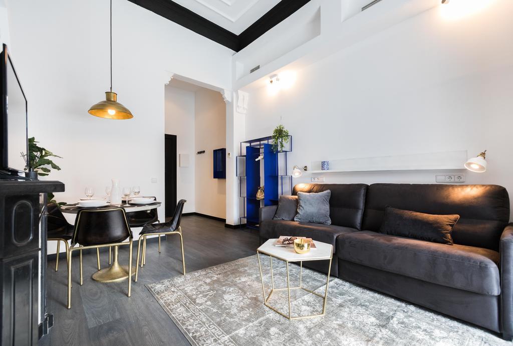 El Consell By The Streets Apartment Barcelona Exterior photo